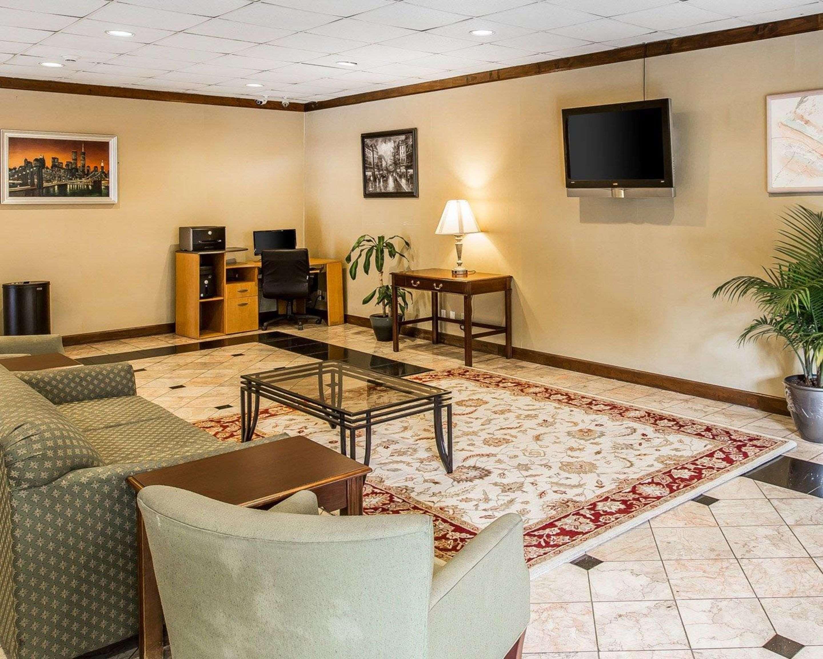 Quality Inn & Suites Conference Center Statesboro Historic District Eksteriør billede